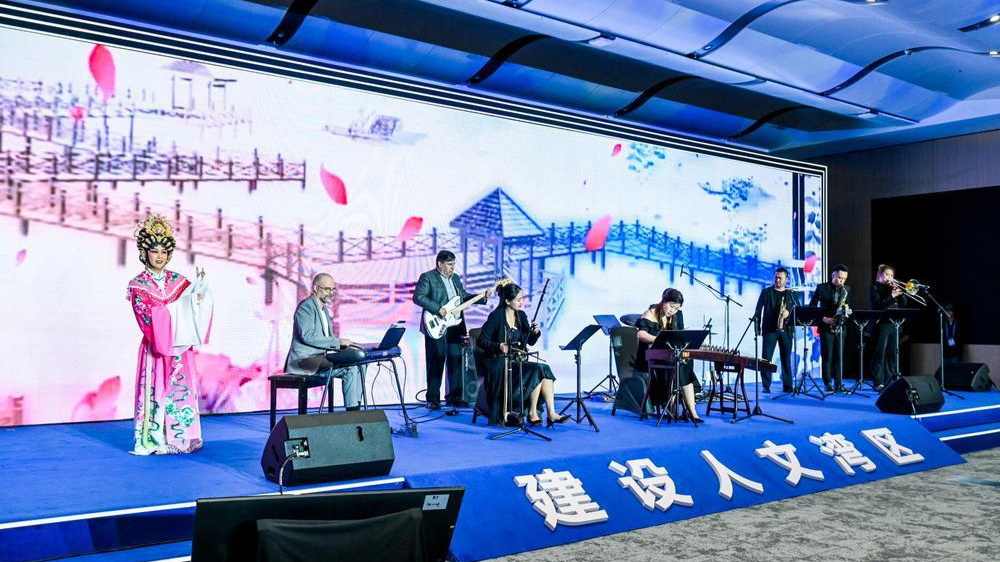 Theatre sheds light on Sino-France cultural exchange