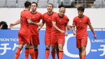 国足1-0小胜中国香港队 获得东亚杯第三名 国足1-0小胜中国香港队 获得东亚杯第三名