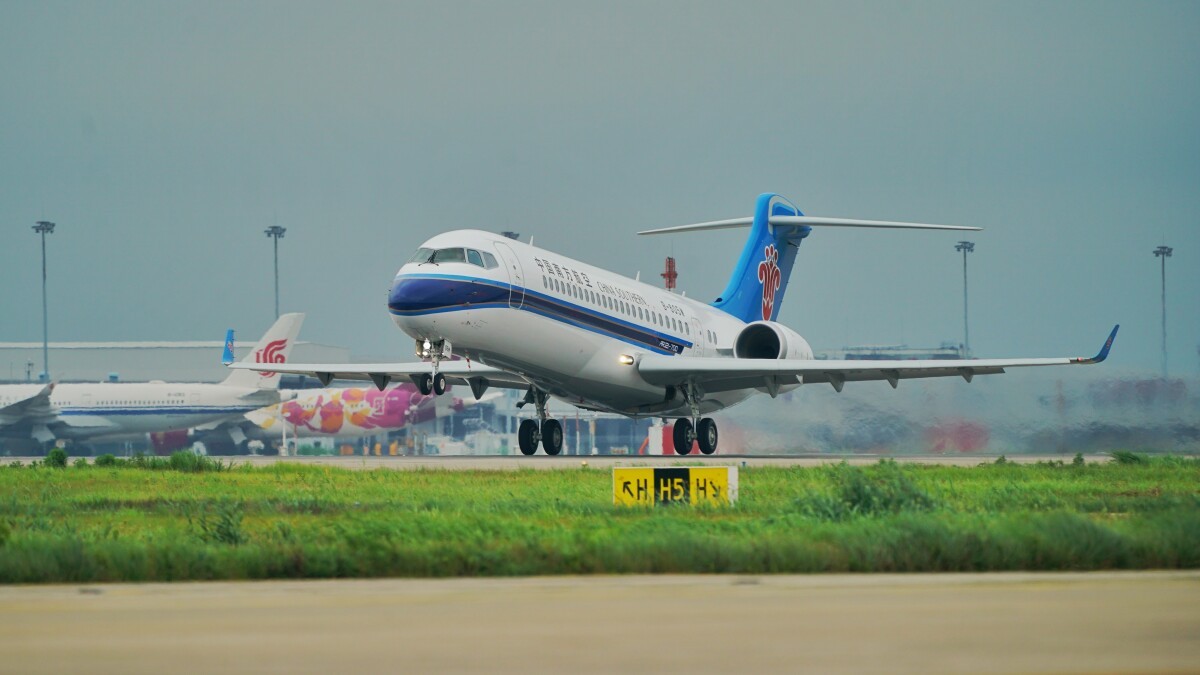China tries out unilateral visa-free policy for six countries
