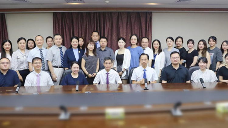 香港首家中医院将于年底开诊，省中医“师带徒”助其医护培养