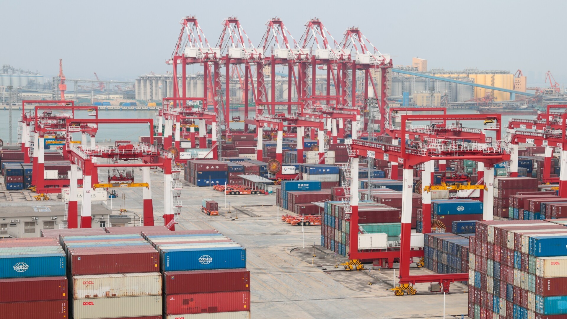 Guangdong's imports and exports grow 10% year-on-year in first 11 months of 2024