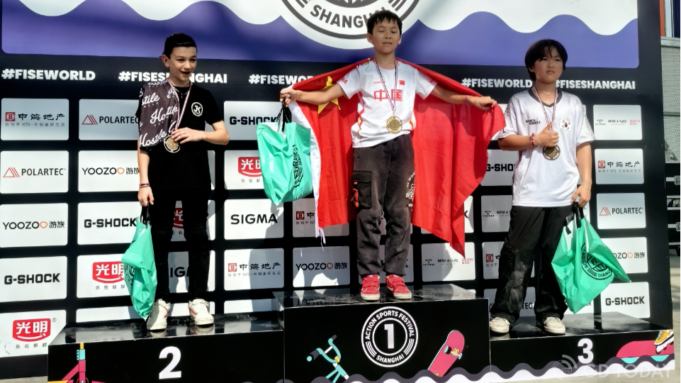 Dongguan's 11-year-old BMX rider clinches victory at FISE Shanghai