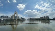 珠江广州河段潮位逐渐回落 气象部门提醒市民不要逗留 珠江广州河段潮位逐渐回落 气象部门提醒市民不要逗留