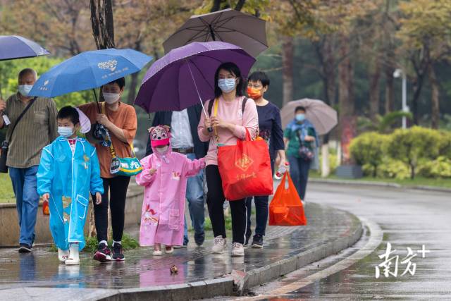 南方⁺ 徐昊 拍摄