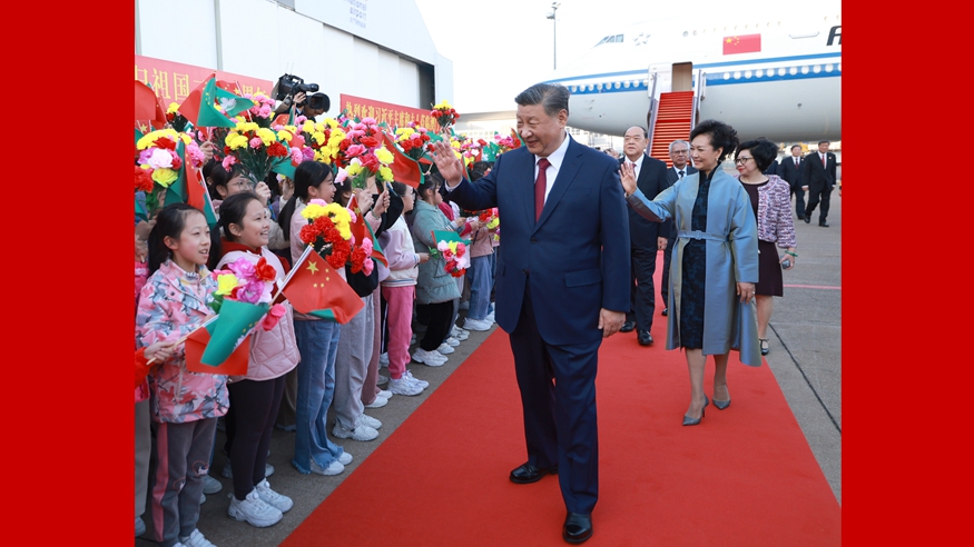 Xi arrives in Macao for anniversary celebrations, inspection tour