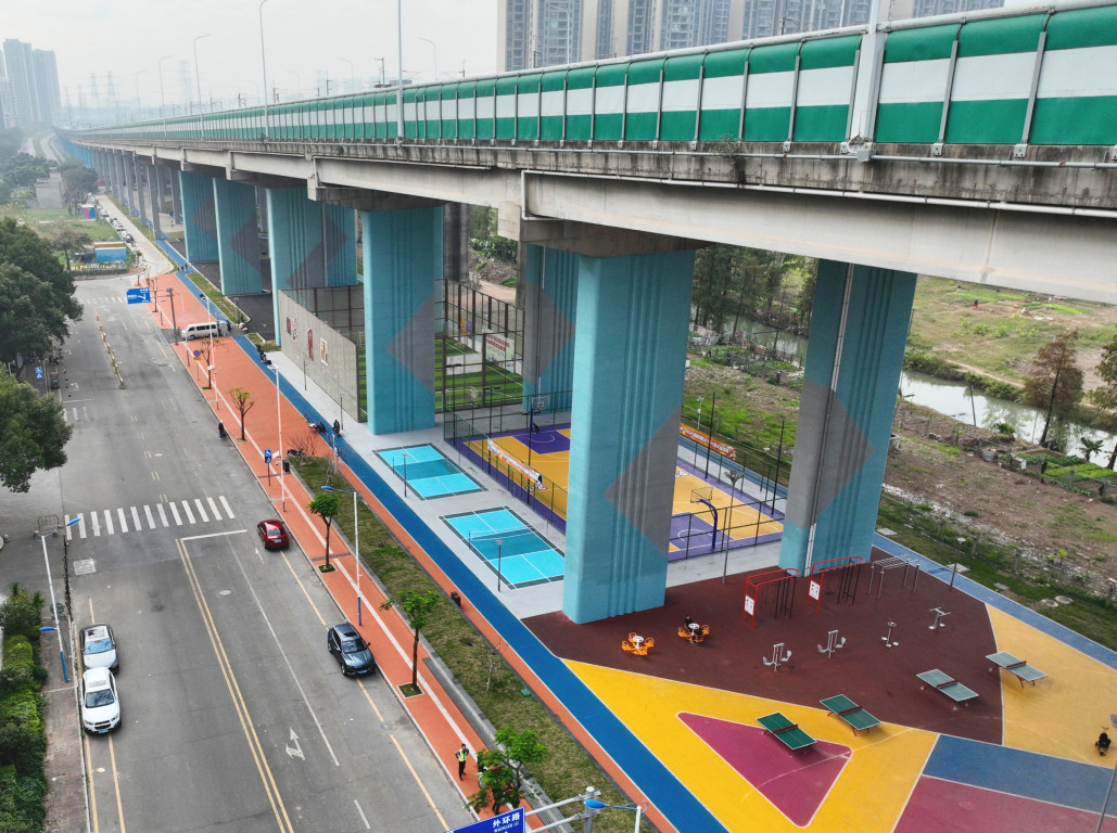 容桂·潮玩PARK的桥下运动场（摄影：陈奇汉）