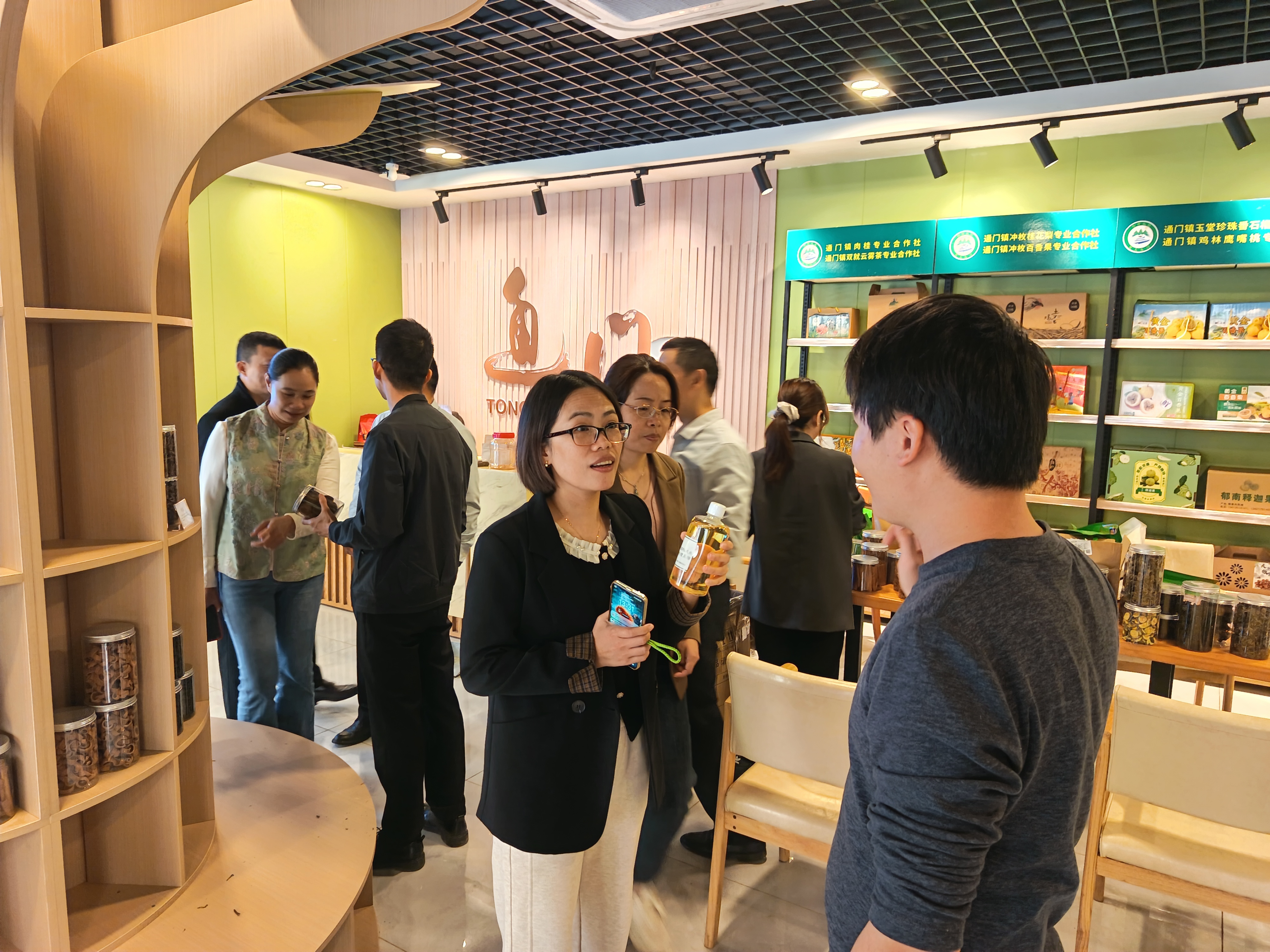 佛山市中医院三水医院赴郁南县通门镇开展调研与帮扶