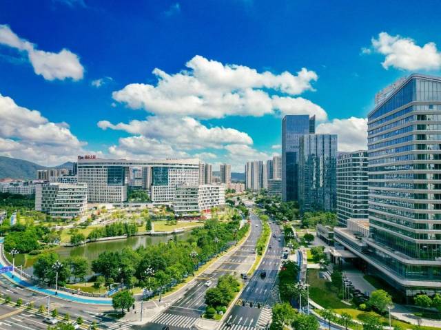 中新广州知识城新貌。