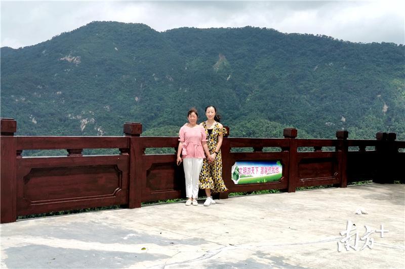 刘弼舟和母亲。