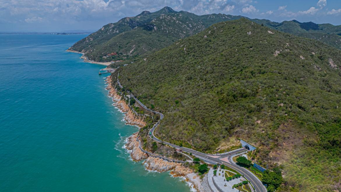 The only in Guangdong: Nan'ao round-the-island road in Shantou selected as one of the most beautiful self-driving routes