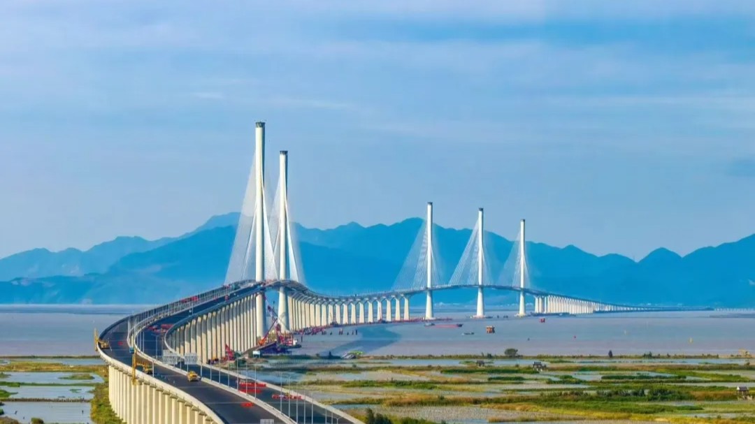 广东这条跨海通道，今年内通车！
