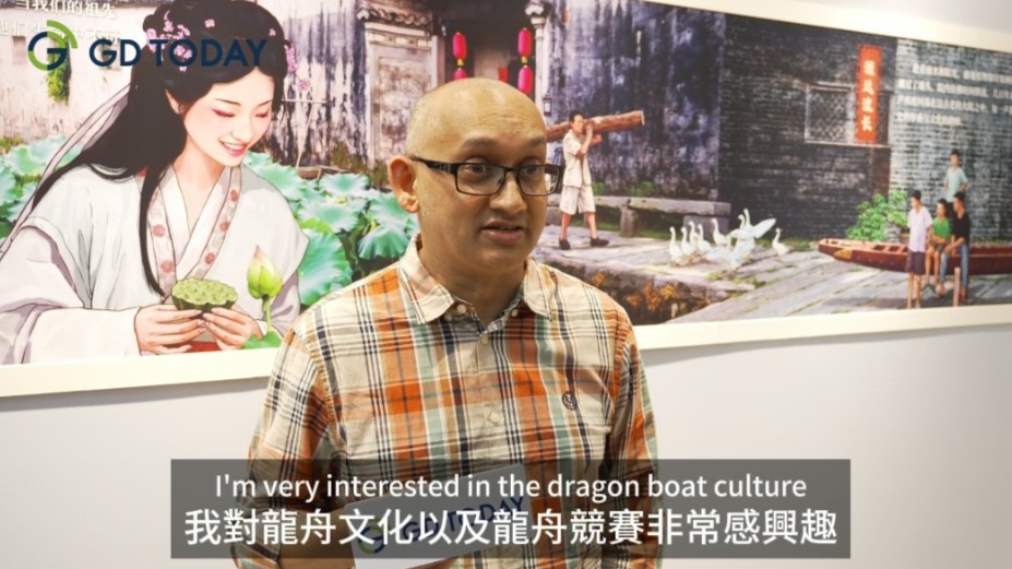 The dance drama immerses me in the scene, allowing me to understand the story: British teacher