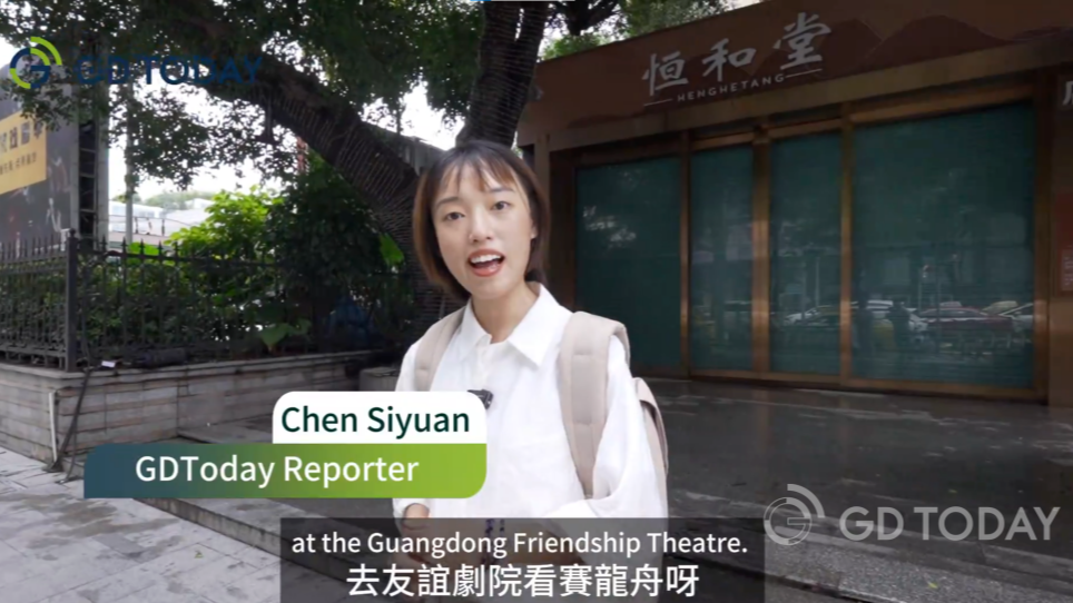 A dragon boat race in theatre? Join a backstage tour of the dance drama Loong
