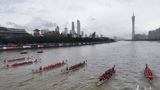 Global participants gather in Guangzhou International Dragon Boat Invitational Tournament