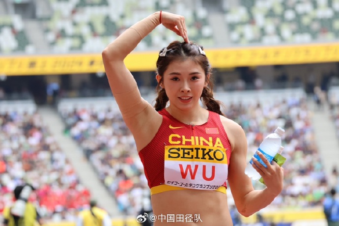 创个人赛季最佳成绩！吴艳妮12秒80在东京夺冠