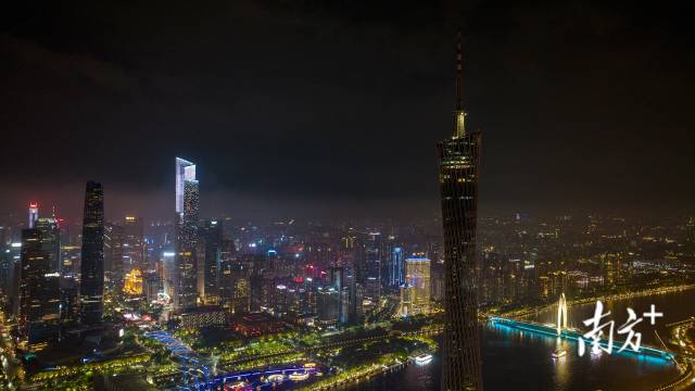 Power restored after brief outages reported across downtown Guangzhou