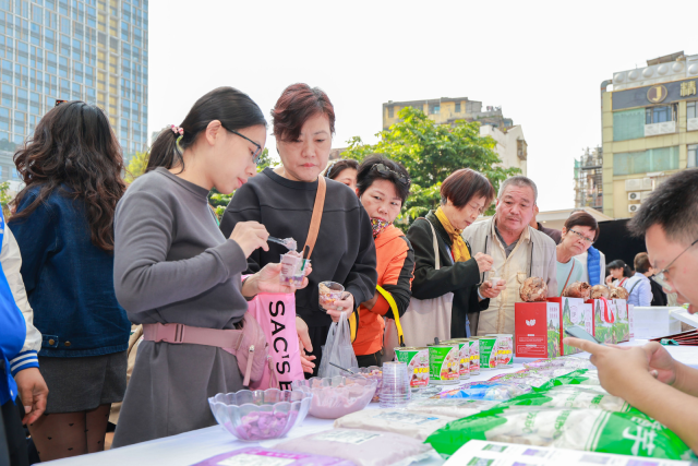 香芋加工产品受到消费者青睐。 香芋加工产品受到消费者青睐。