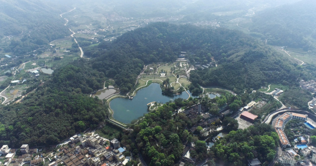 龙山，形如龙形