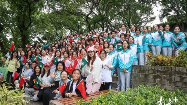 Macao hosts China's National Games torch relay in festive spirit