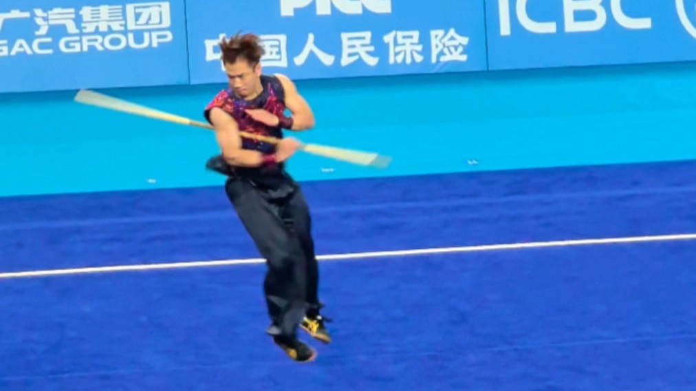 武术套路男子南拳南刀南棍，广东队李剑鸣金牌、杨富华铜牌！