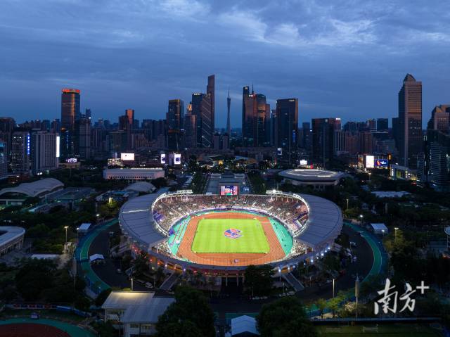 洲明科技为广州天河体育中心提供光显解决方案。受访者供图。 洲明科技为广州天河体育中心提供光显解决方案。受访者供图。