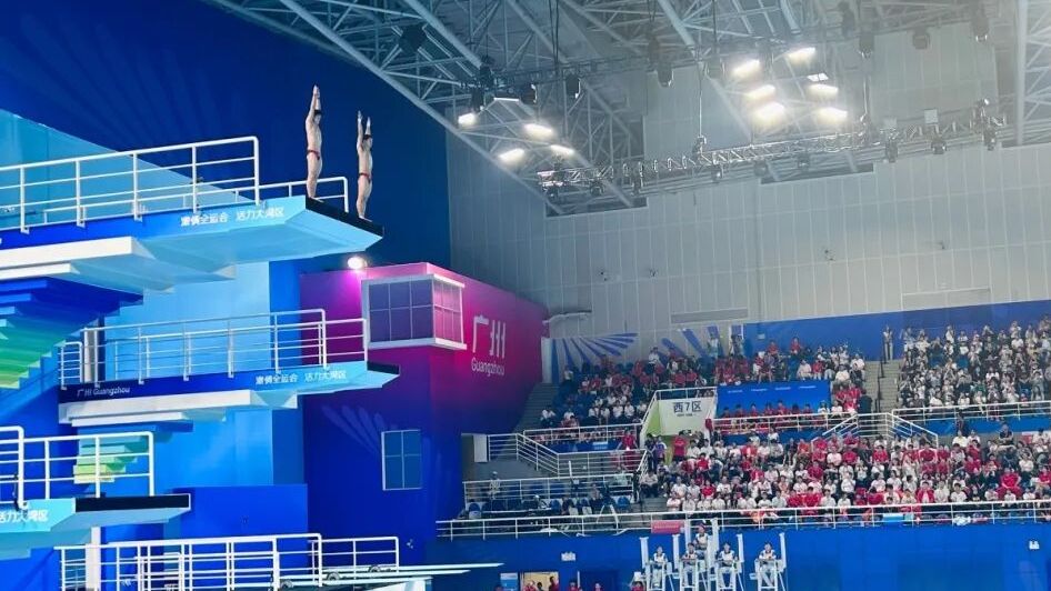 全运“粤”章｜广东队陈艾森/朱子锋跳水男子双人10米台获银牌