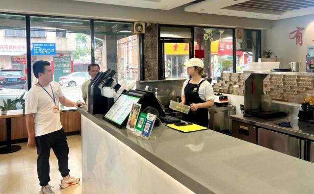 开展社会面食品安全检查