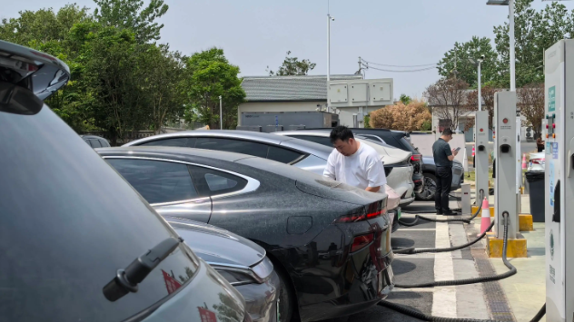 10月1日高速公路新能源汽车充电量达1748万千瓦时