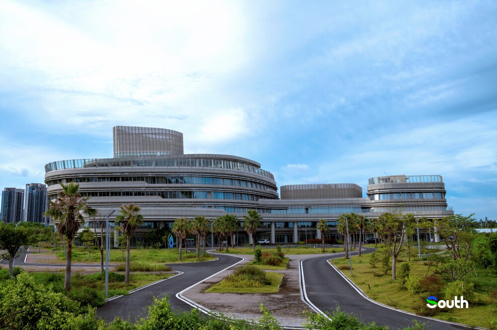 The building complex resembles a giant ship that is about to cut through the waves and set sail on a long voyage.