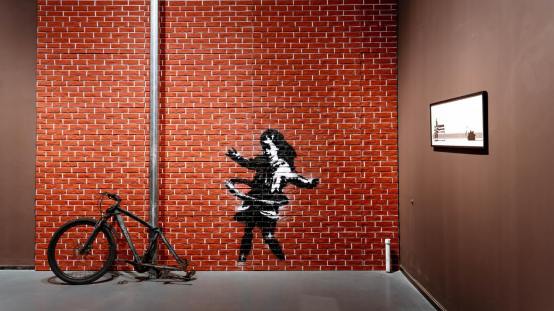 First Large-scale solo exhibition of Banksy in Chinese mainland