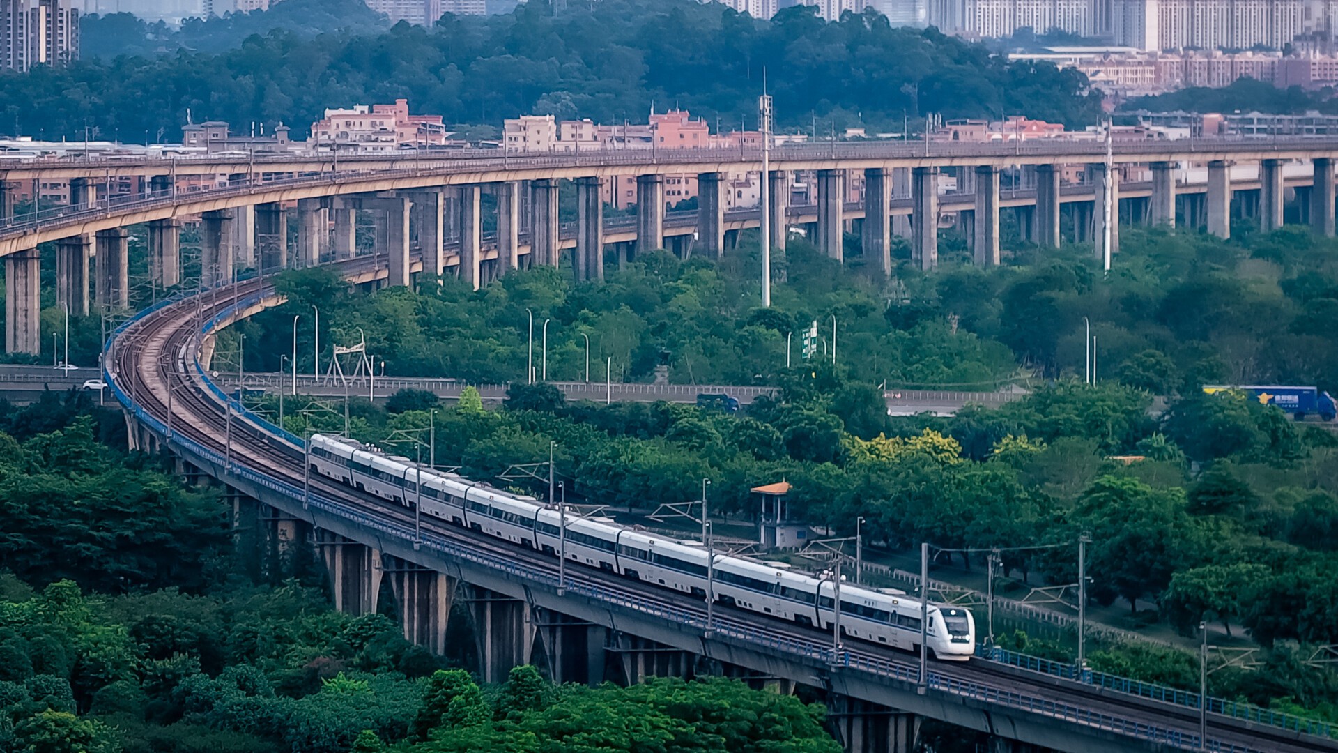 Guangzhou-Shenzhen Intercity train service extended to Guangzhou North