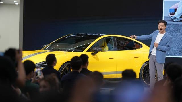 Guangzhou Auto Show opens, sets new scale records