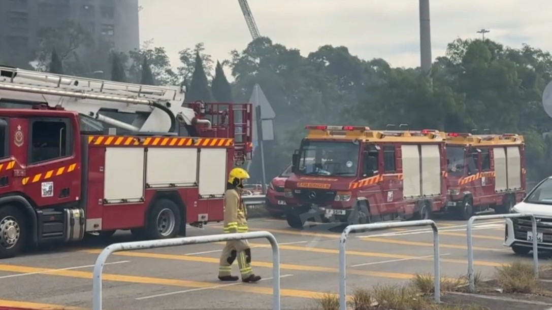 香港宏福苑明火点减少 已找到部分生还者
