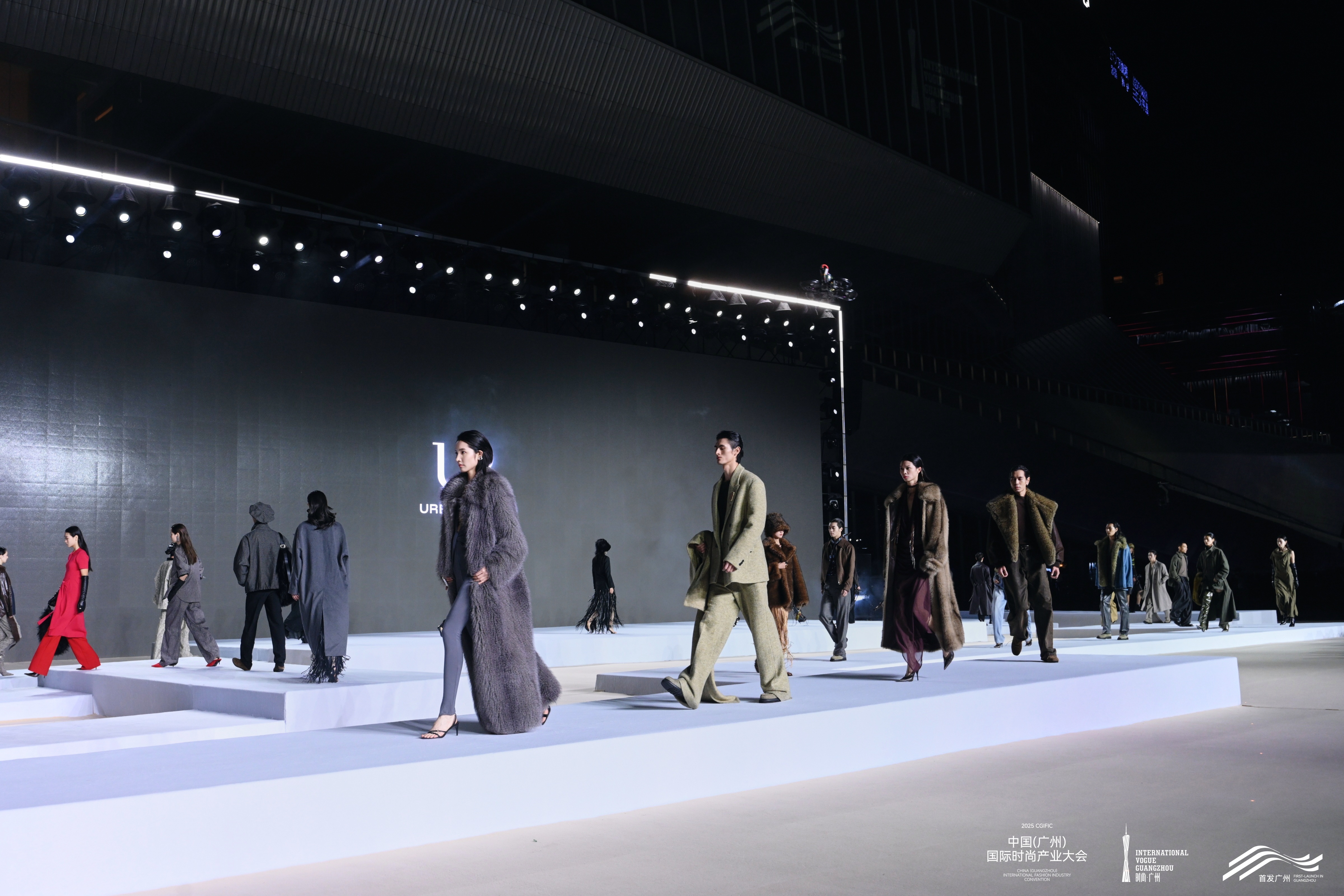 品牌大秀接连登场。通讯员供图