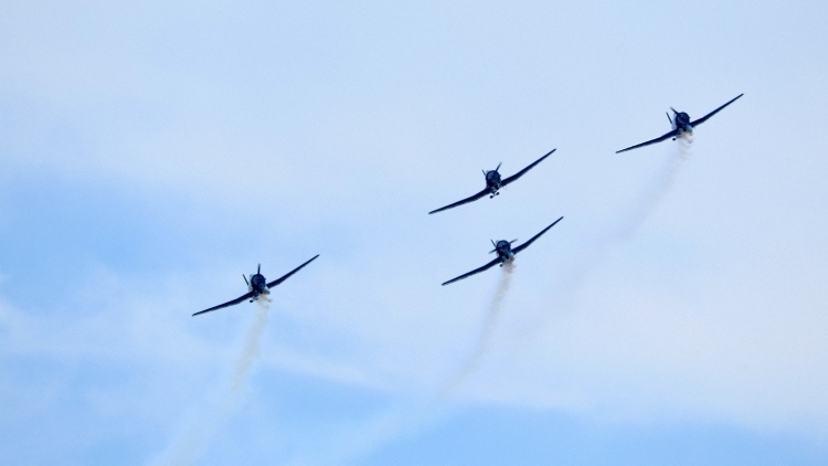 飞行表演点燃珠海！多图直击2025亚洲通航展