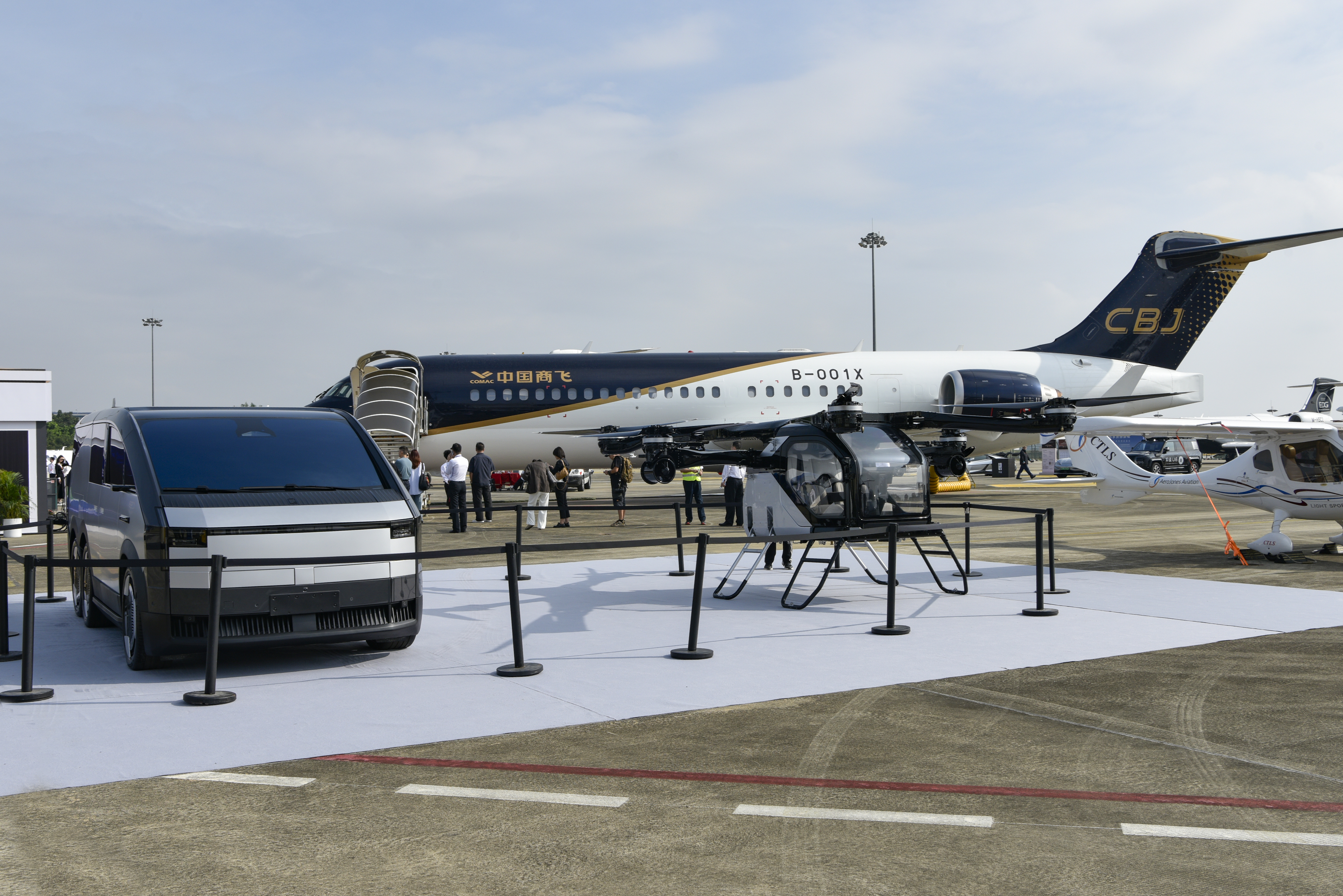 多款“中国造”飞机亮相第八届广州商务航空展。通讯员供图