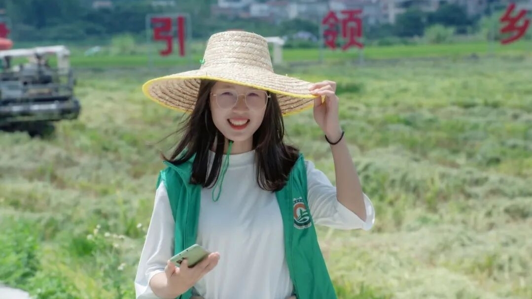 【百千万 粤改行】从深圳辞职回村开拖拉机，是种什么样的体验？