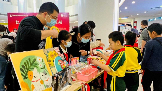 英雄花开英雄城 | 这个红棉潮墟真有爱！