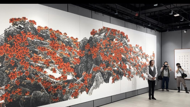 赏英雄花开 悟红色精神！“蒲公英行动”外来工子女油画班举办观展写生活动