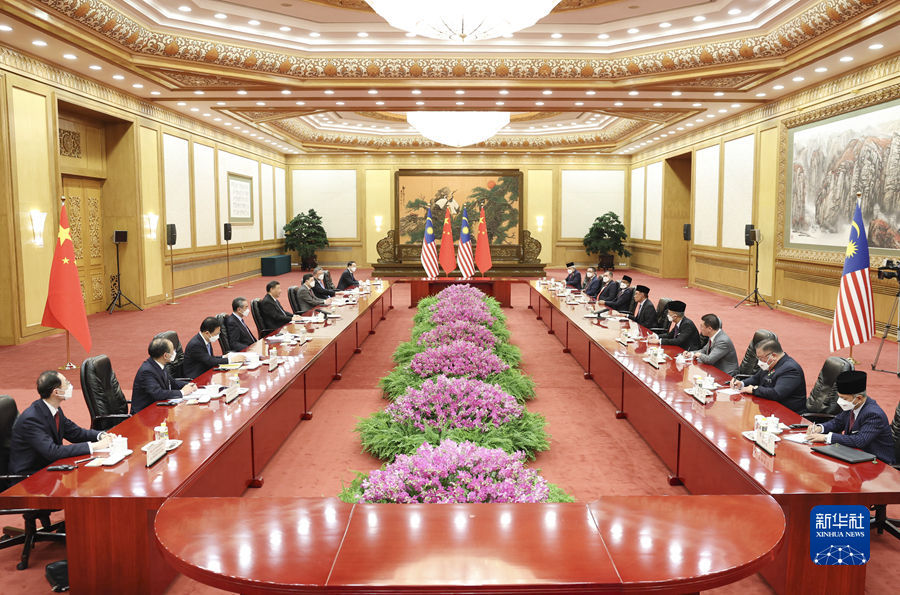　　3月31日下午，国家主席习近平在北京人民大会堂会见来华进行正式访问的马来西亚总理安瓦尔。新华社记者 丁海涛 摄