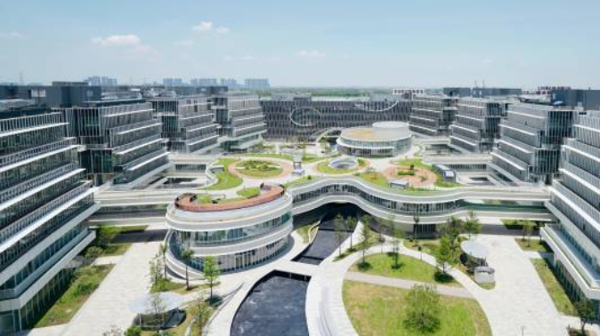 大湾区里的新大学：香港科技大学（广州）9月1日开学