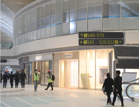 深圳宝安国际机场开展卫星厅启用前第二次综合演练。（来源：深圳特区报）