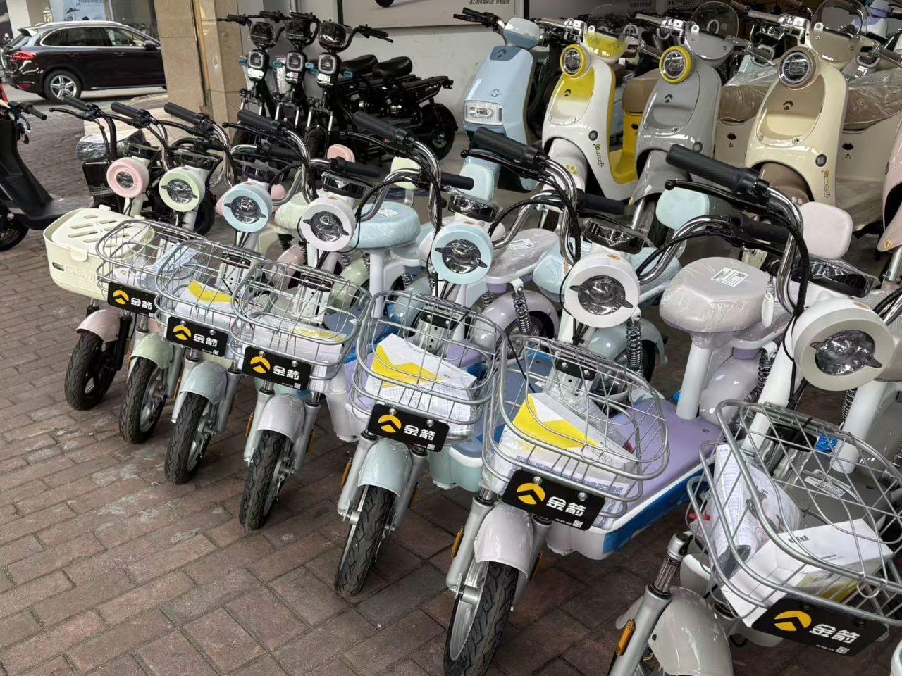 电动自行车新国标实施半个月：“没见过市场这