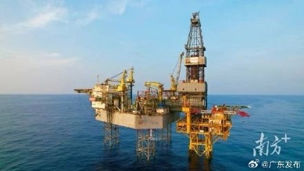 La Chine exploite pour la première fois à distance un champ de pétrole lourd offshore