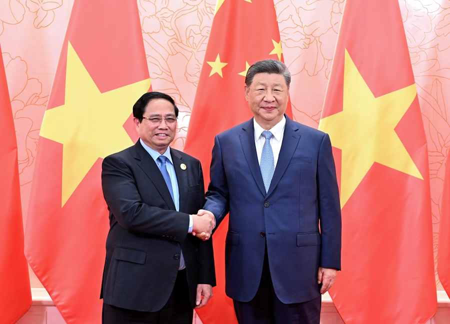 　　8月31日下午，国家主席习近平在天津迎宾馆会见来华出席2025年上海合作组织峰会的越南总理范明政。新华社记者 殷博古 摄