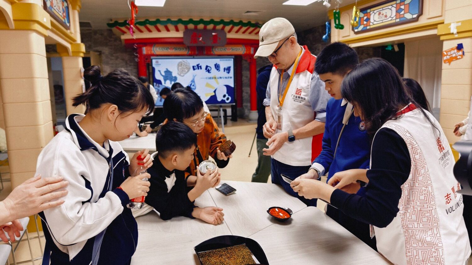 国际残疾人日，粤博助力视障学生“看见”东方美学