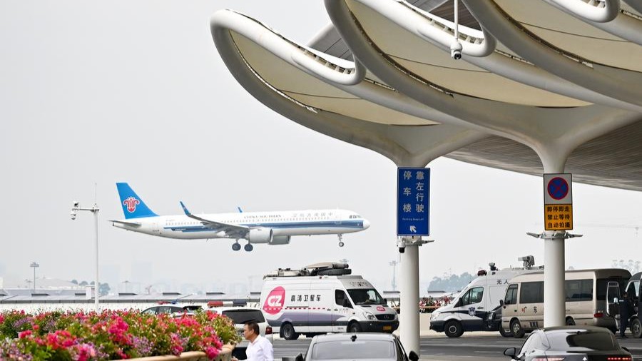 New direct flight links south China's Guangzhou, Madrid