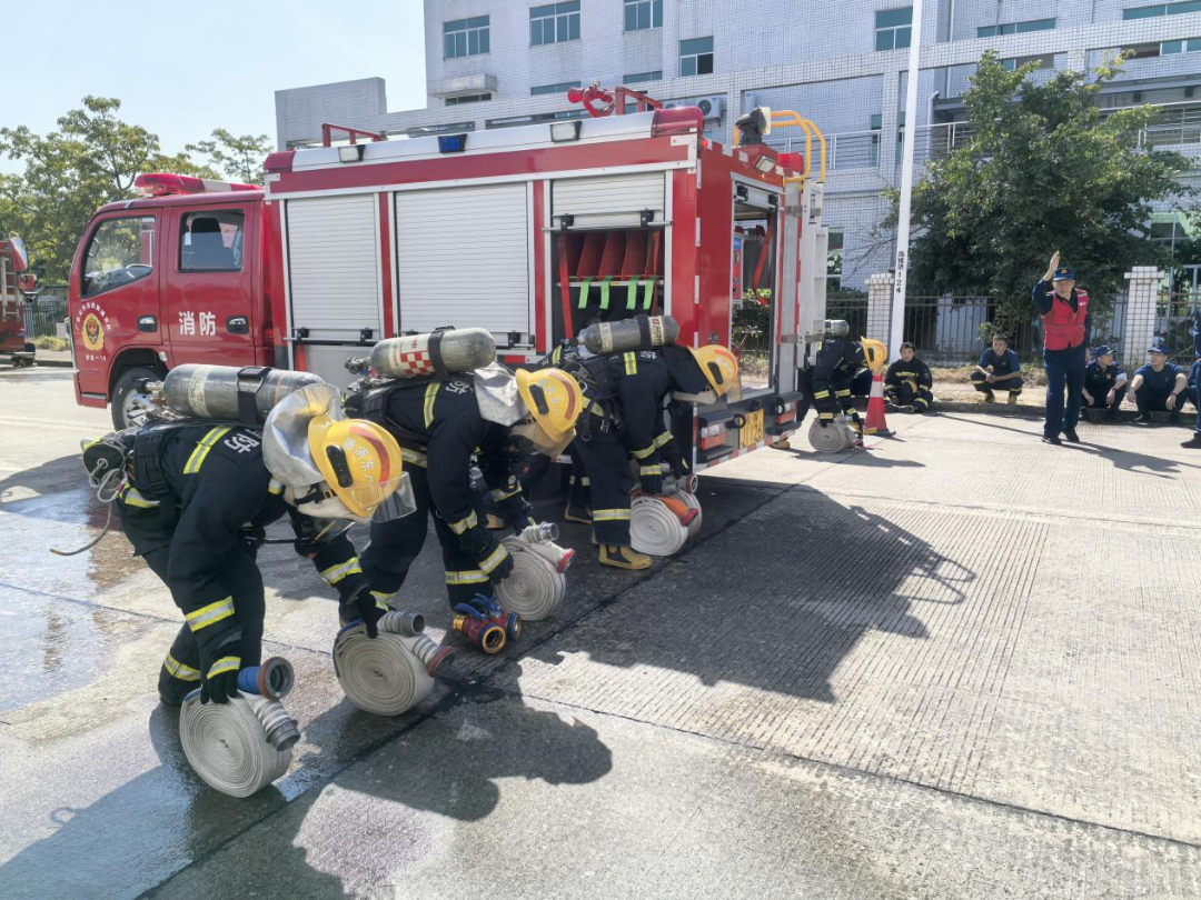 云浮消防救援支队开展专职队伍比武竞赛活动