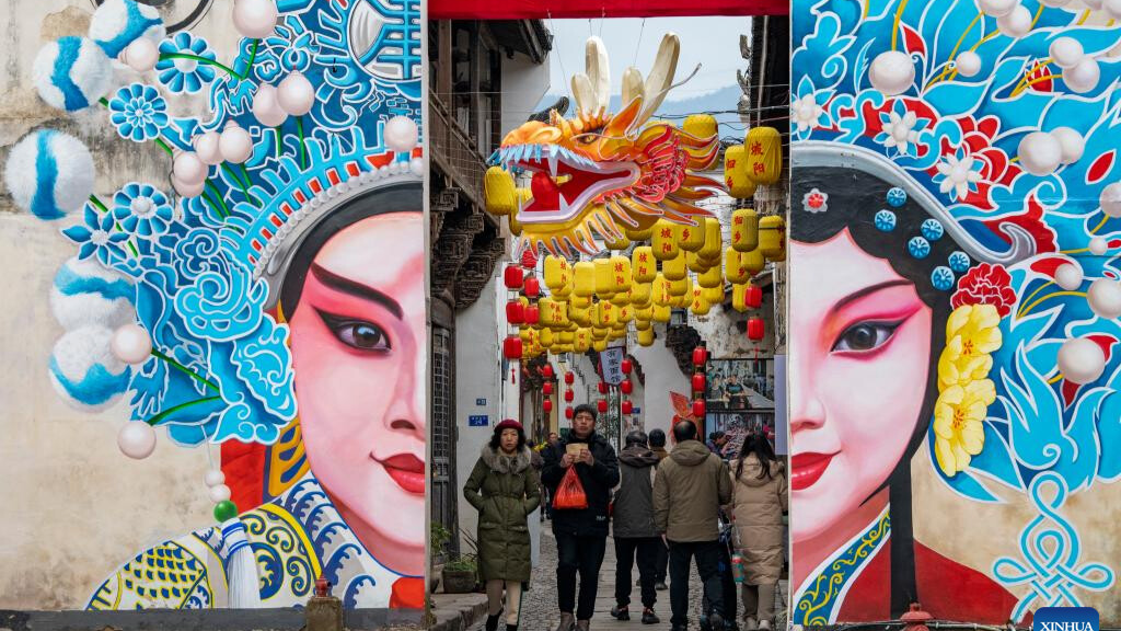 Celebrations held across China to greet upcoming Spring Festival