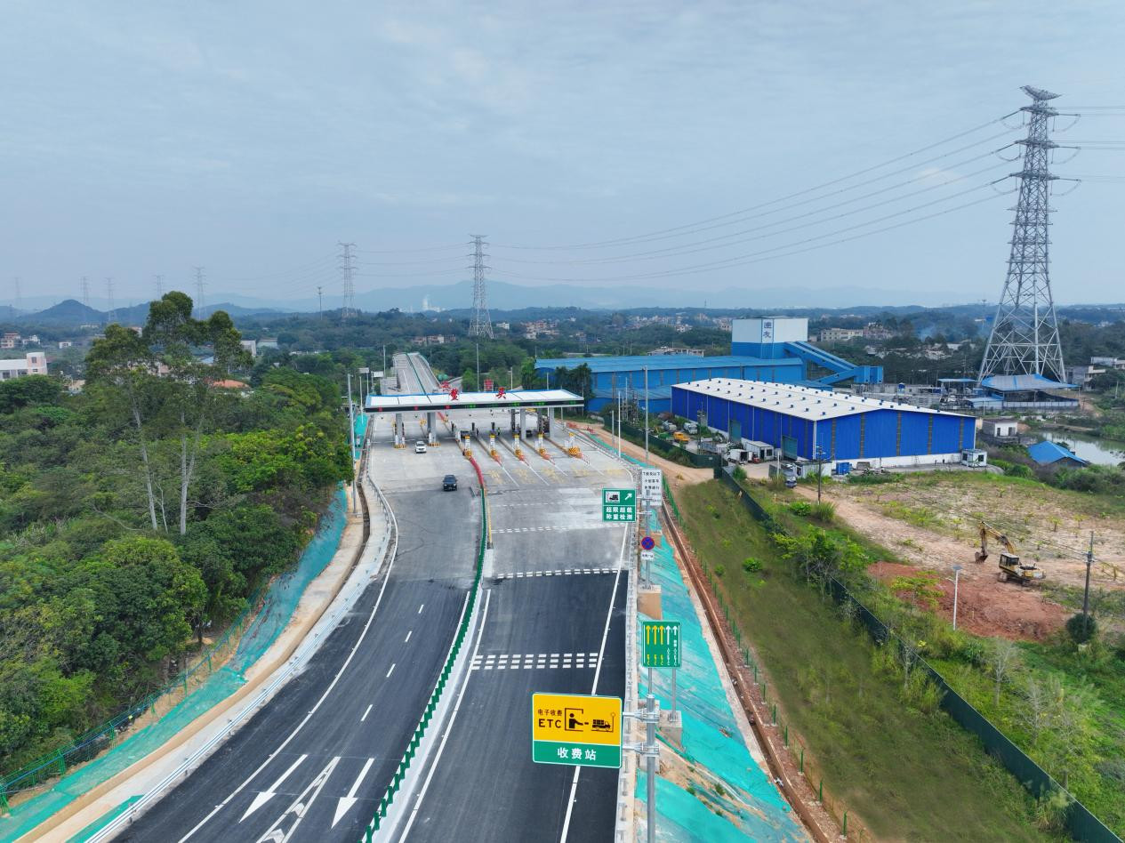 升级改造后的鳌头站。(摄影:曹雨薇)